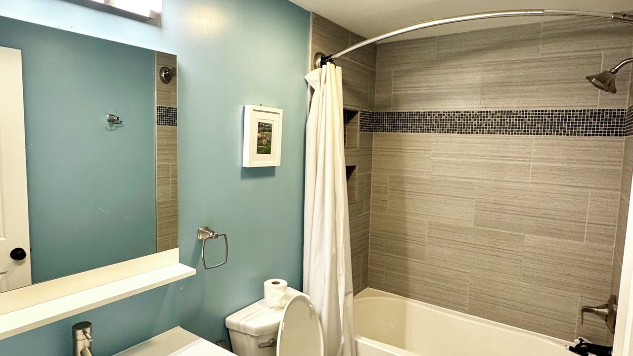 Photo of Bathroom in White Oak