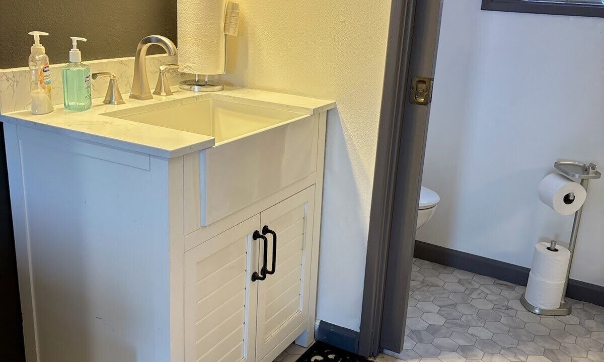 Photo of Bathroom in Western