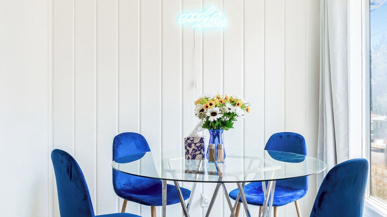 Photo of Others in Western