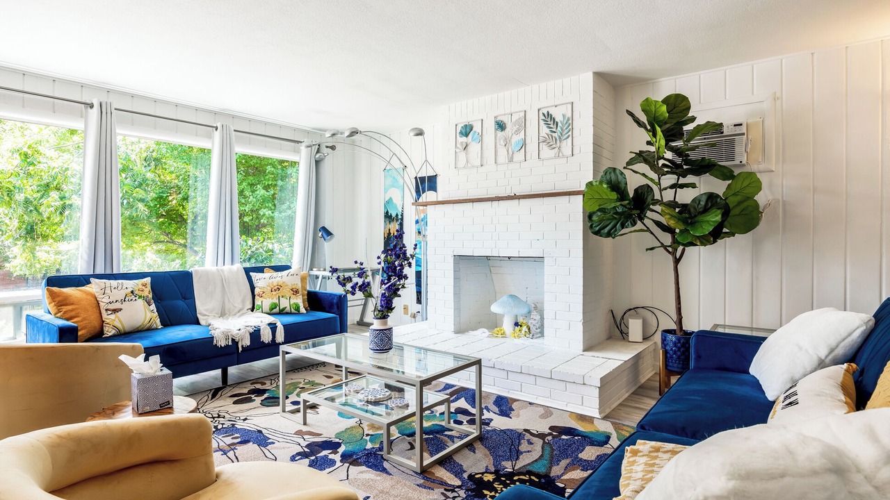 Photo of Livingroom in Western