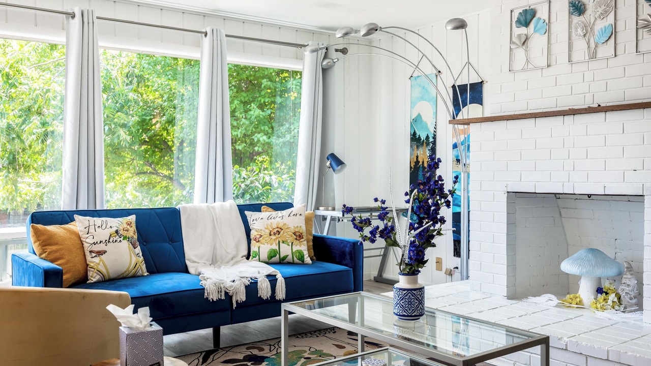 Photo of Livingroom in Western