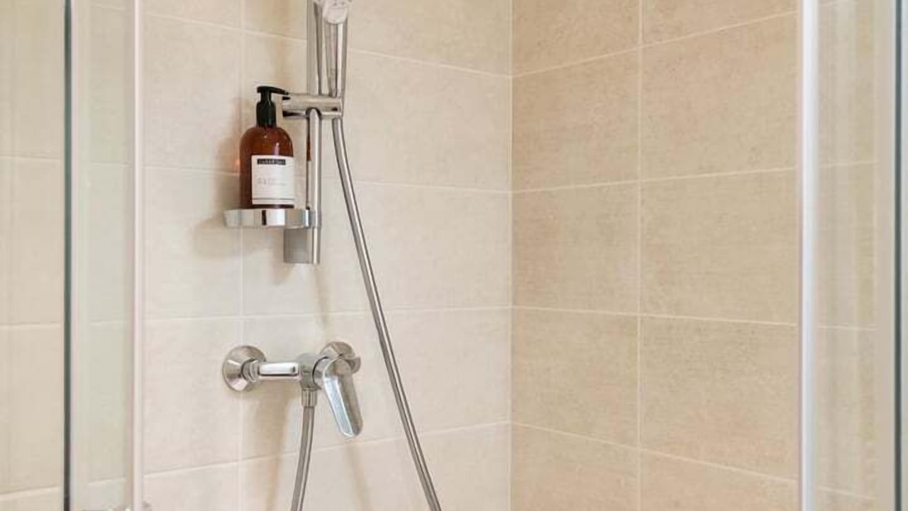 Photo of Bathroom in Griffon - Royale