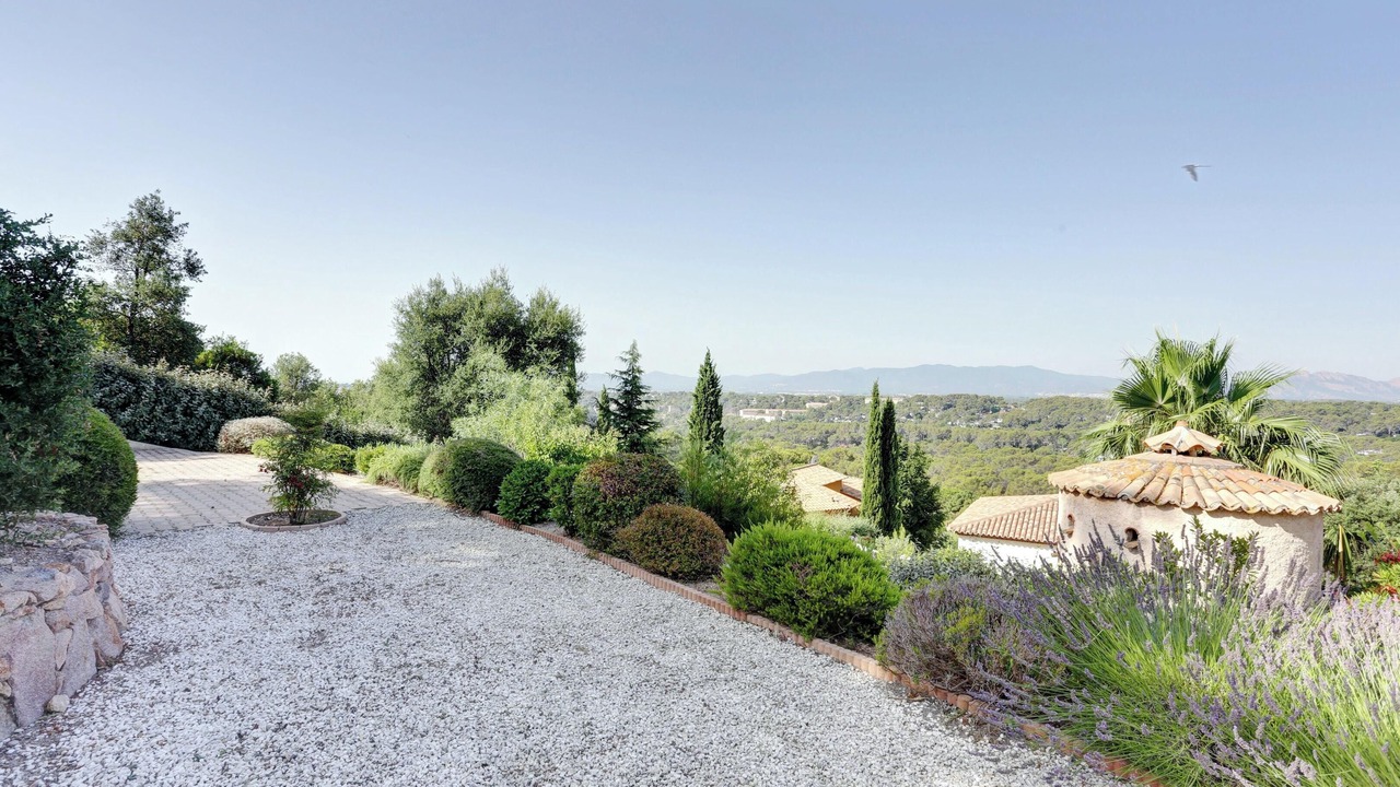 Photo of Outdoor in Frejus