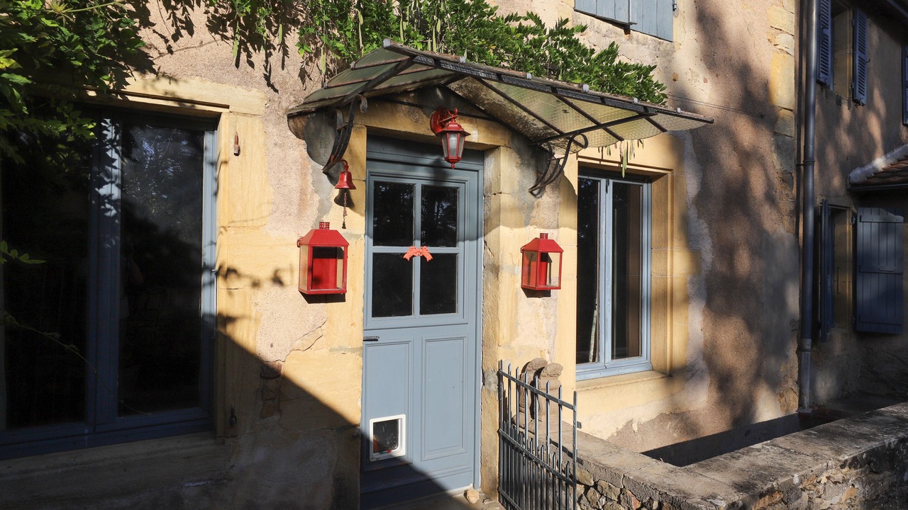 Photo of Outdoor in Saint-Julien-de-Civry