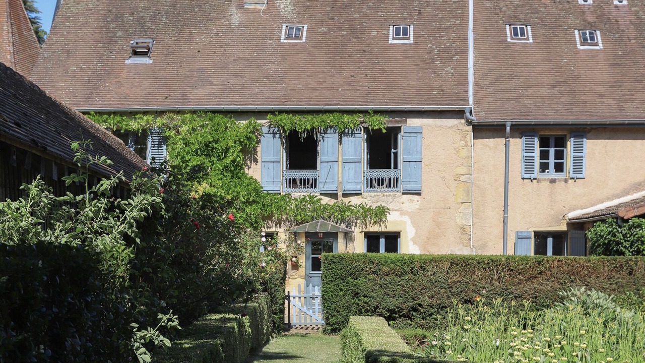 Photo of Outdoor in Saint-Julien-de-Civry