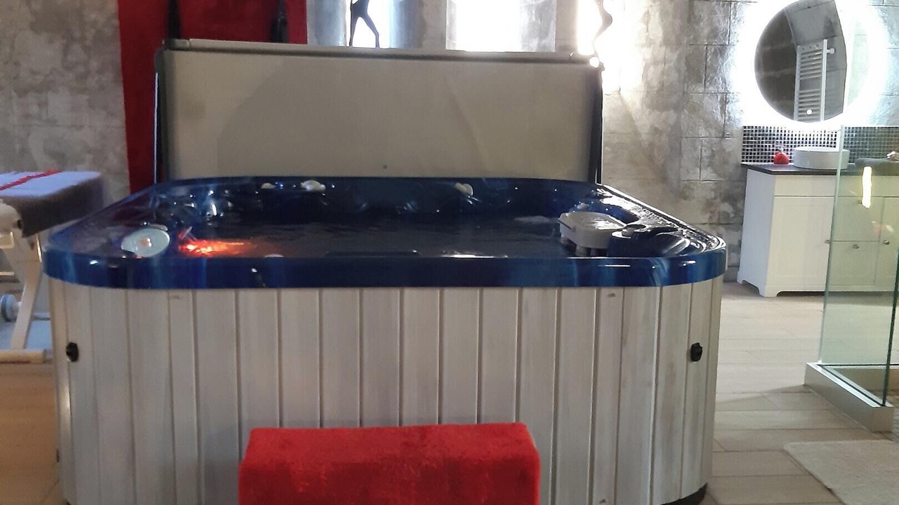 Photo of Livingroom in Ambrieres-les-Vallees