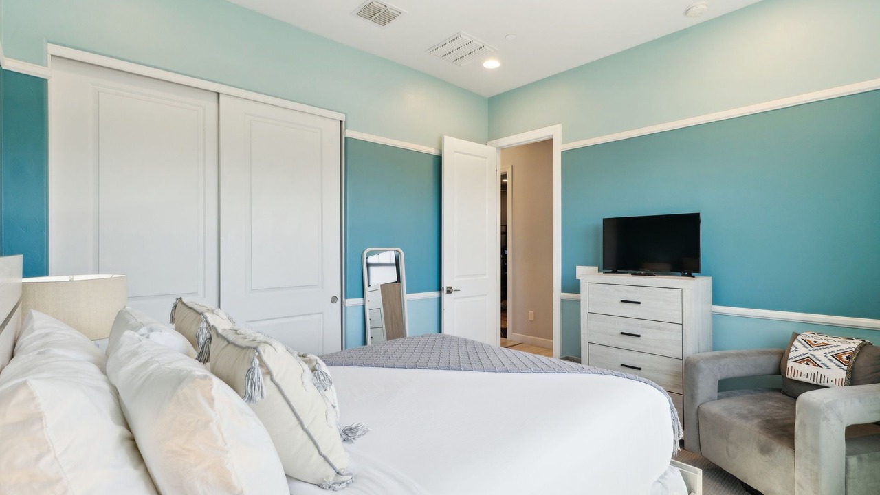 Photo of Bedroom in Dove Mountain