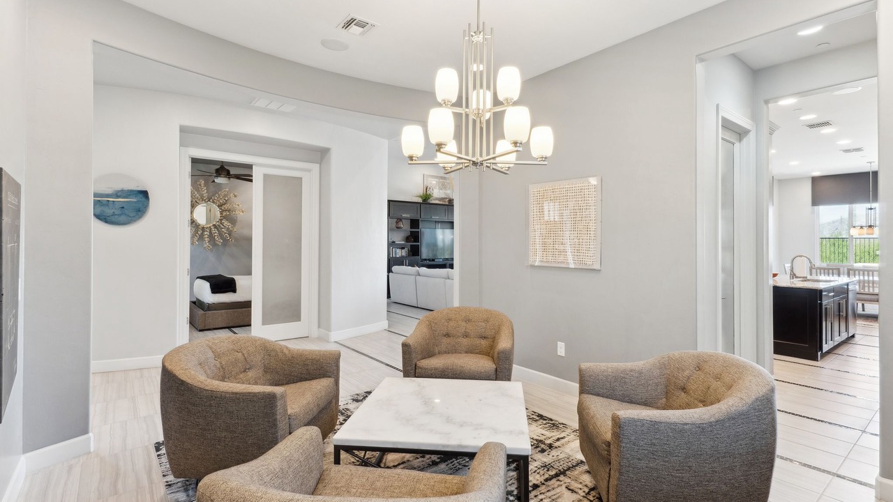 Photo of Livingroom in Dove Mountain