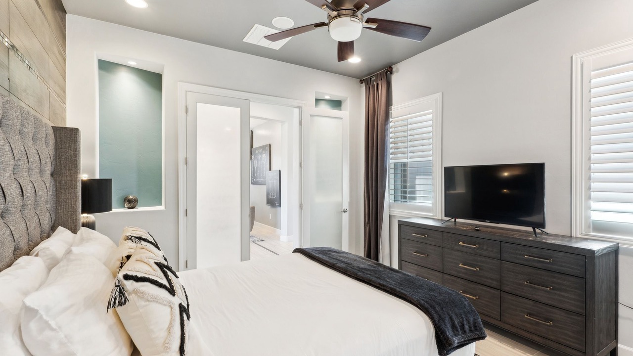 Photo of Bedroom in Dove Mountain