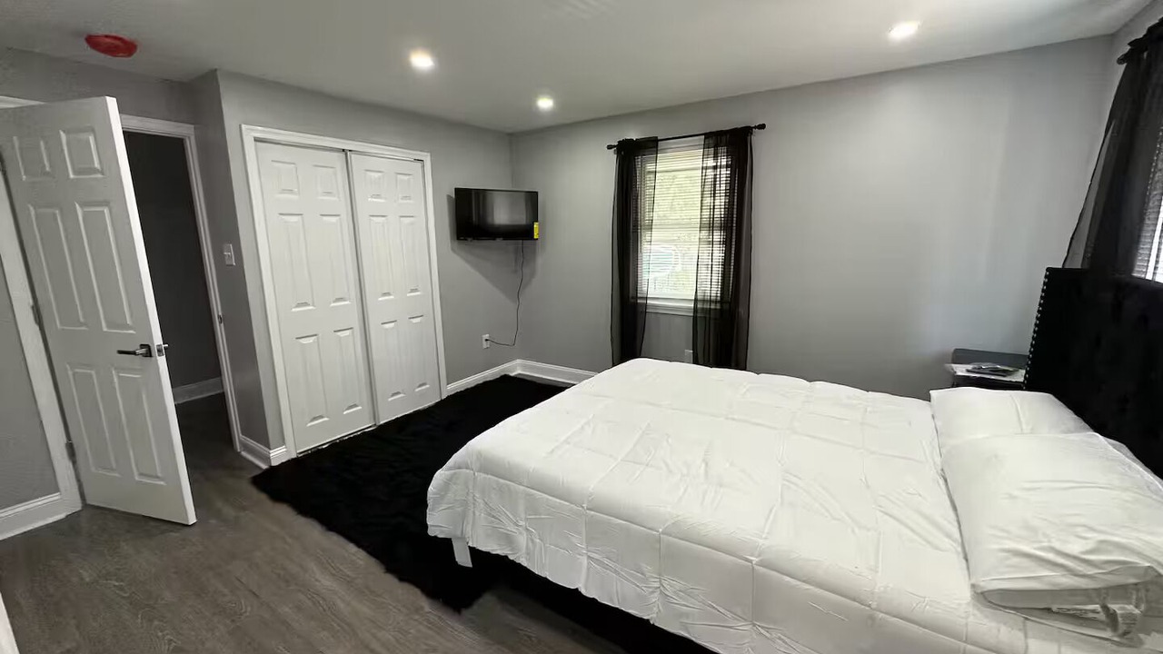 Photo of Bedroom in Yeadon