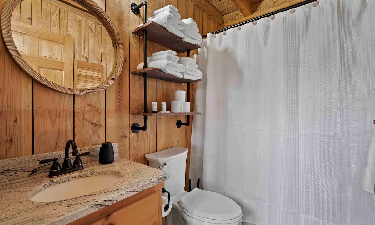 Photo of Bathroom in Six Mile