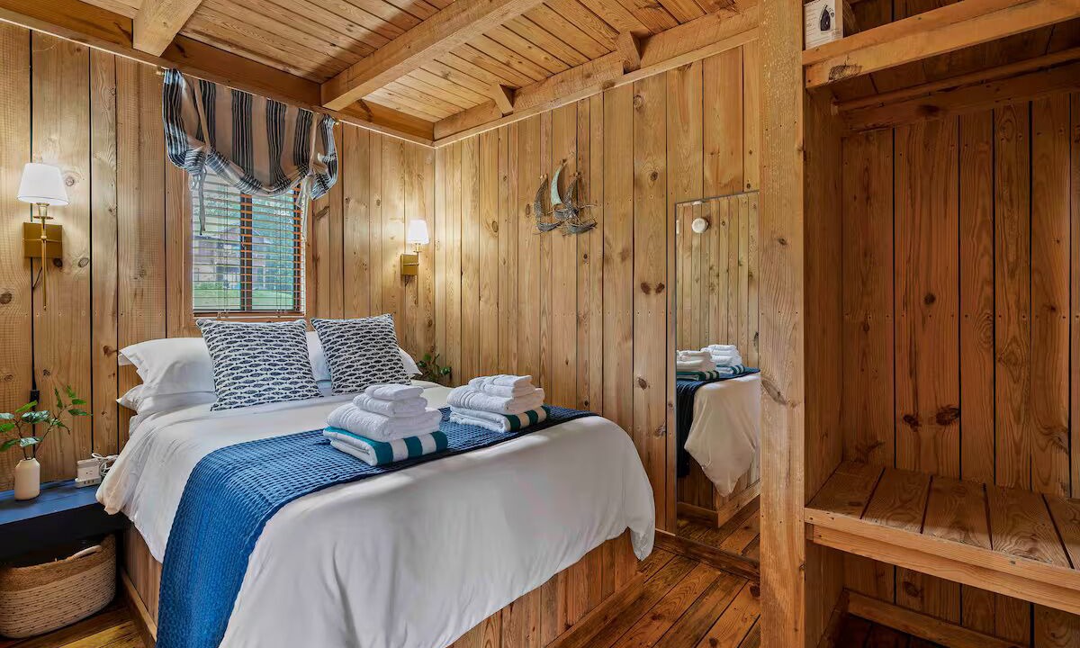 Photo of Bedroom in Six Mile