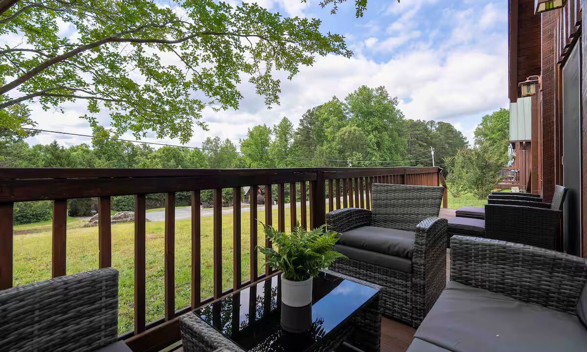 Photo of Outdoor in Six Mile