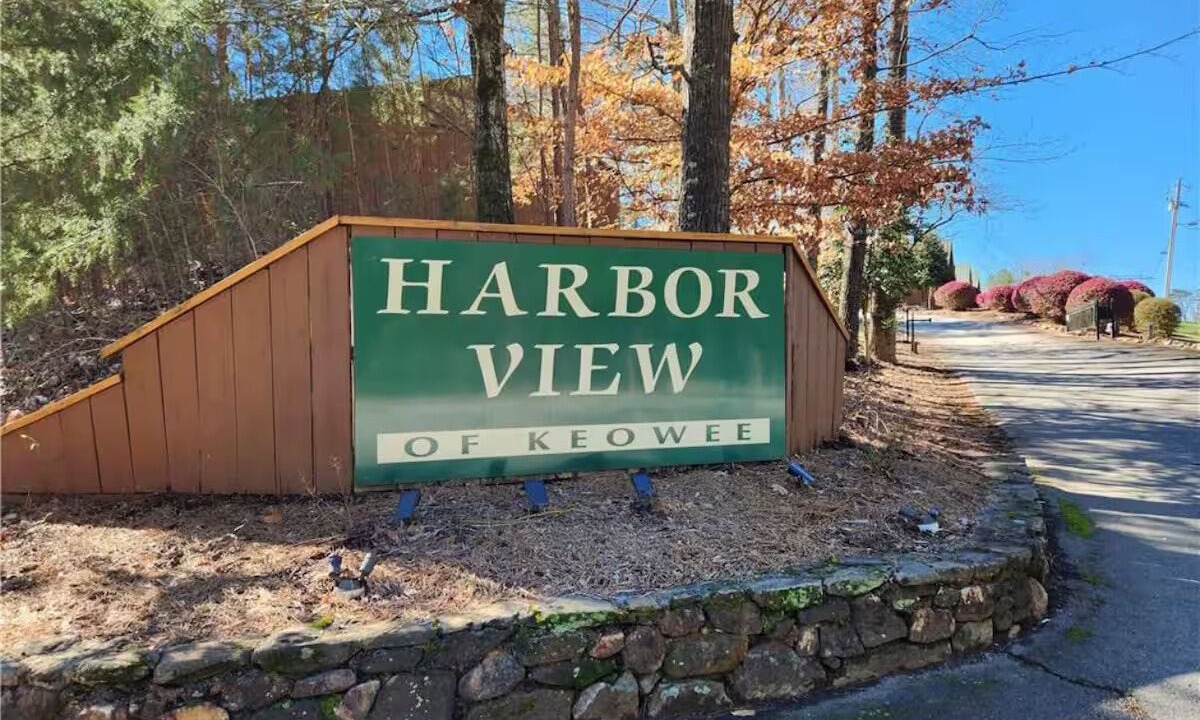 Photo of Outdoor in Six Mile