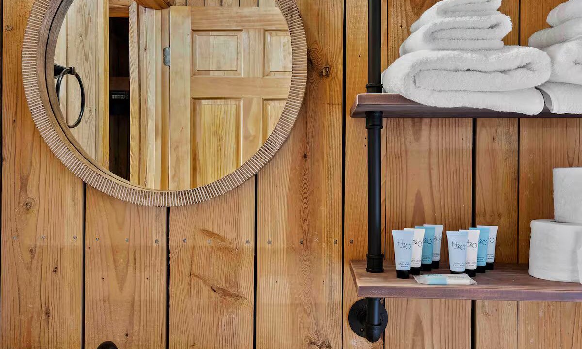 Photo of Bathroom in Six Mile