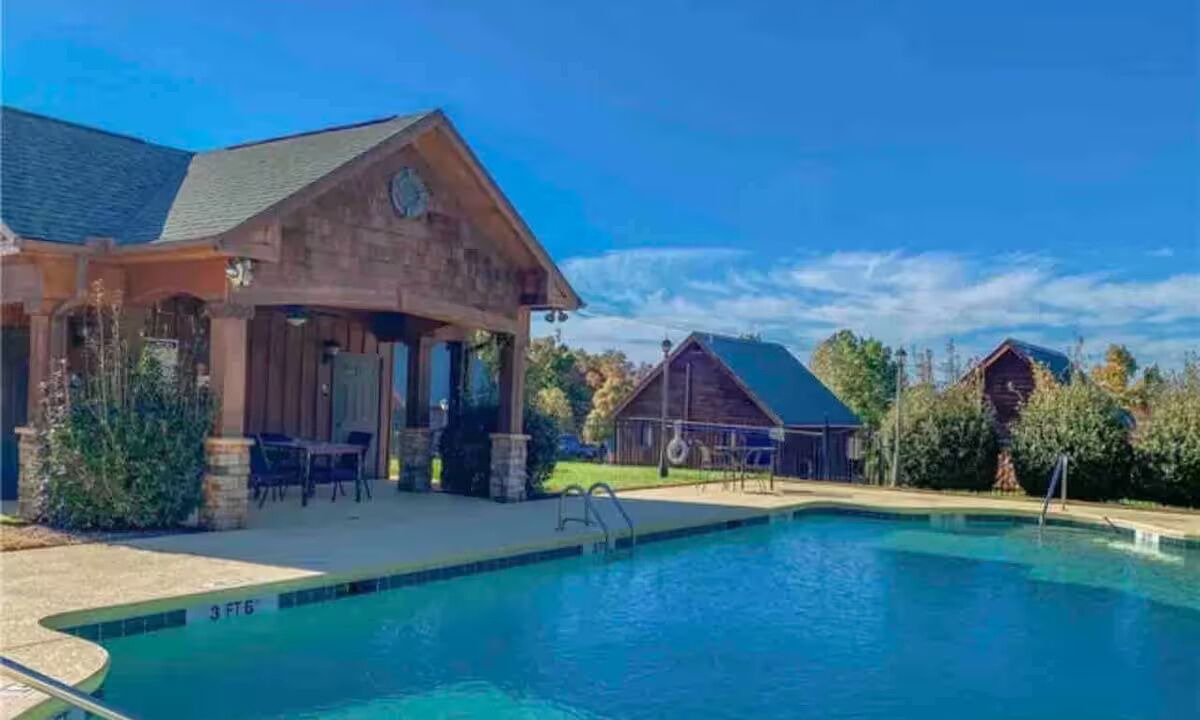 Photo of Outdoor in Six Mile