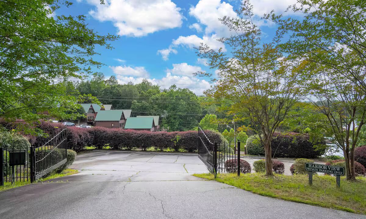 Photo of Outdoor in Six Mile
