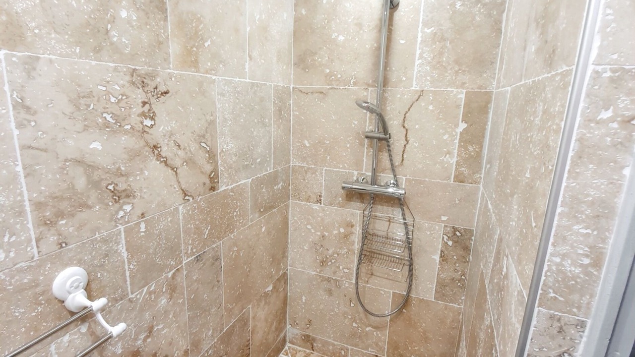 Photo of Bathroom in Thenac