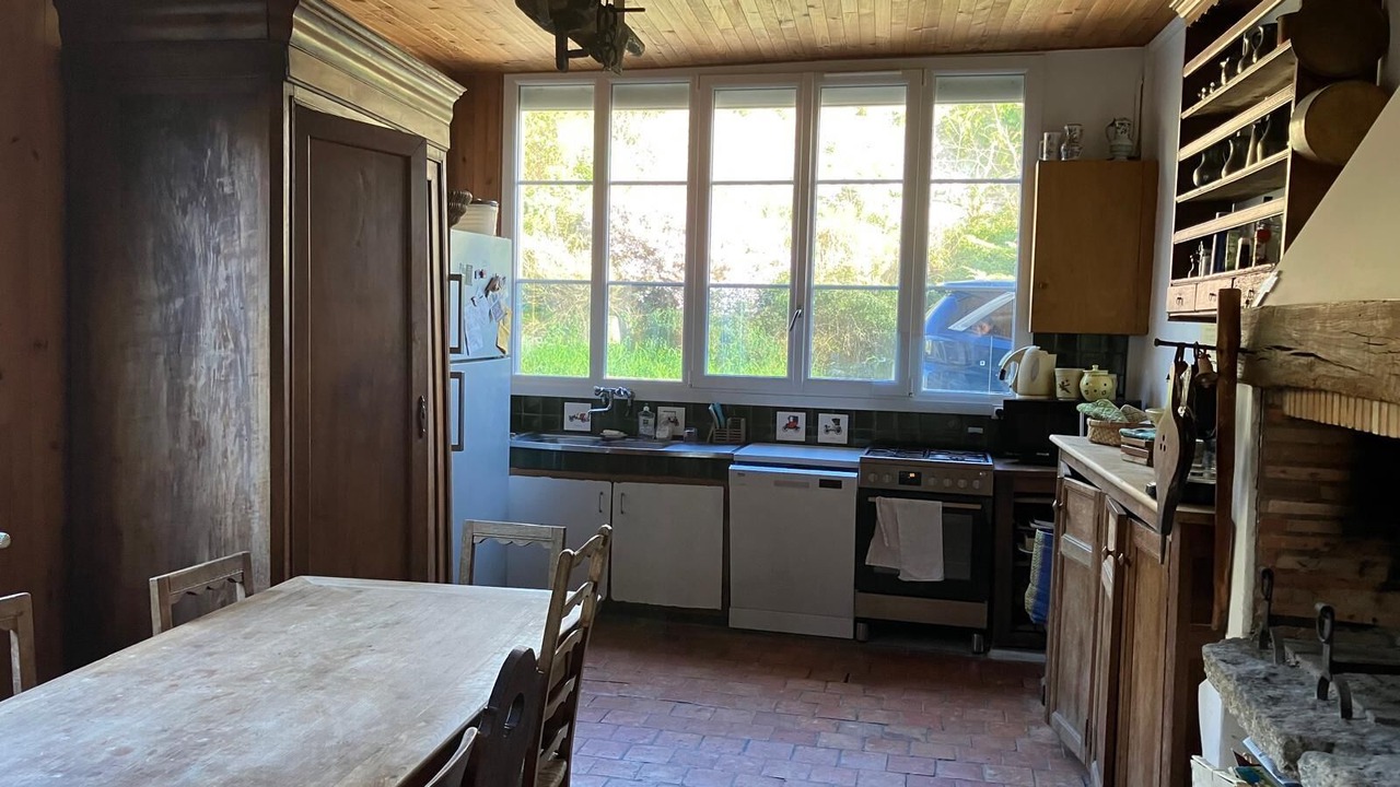 Photo of Kitchen in Le Minihic-sur-Rance