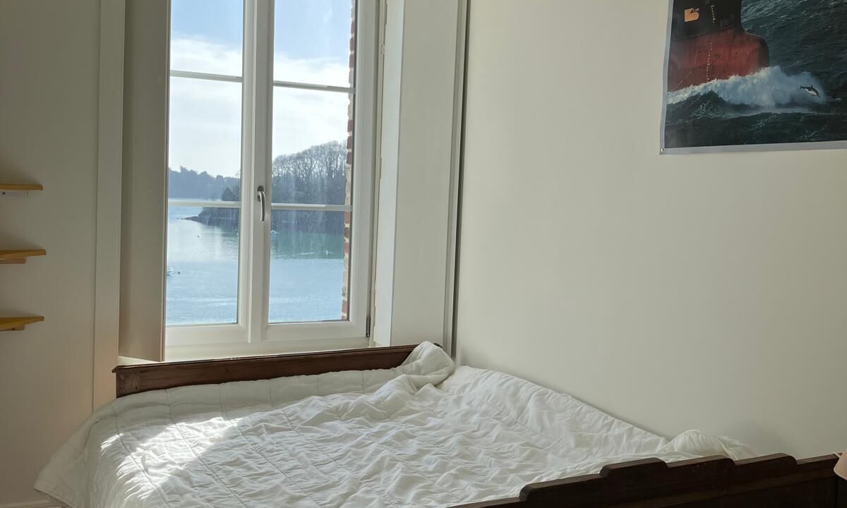 Photo of Bedroom in Le Minihic-sur-Rance