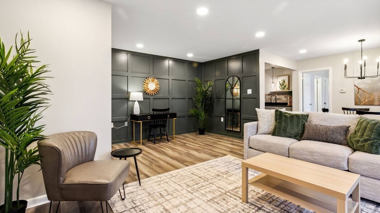 Photo of Livingroom in Hampton