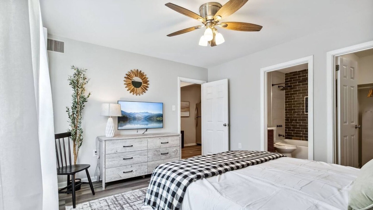 Photo of Bedroom in Hampton