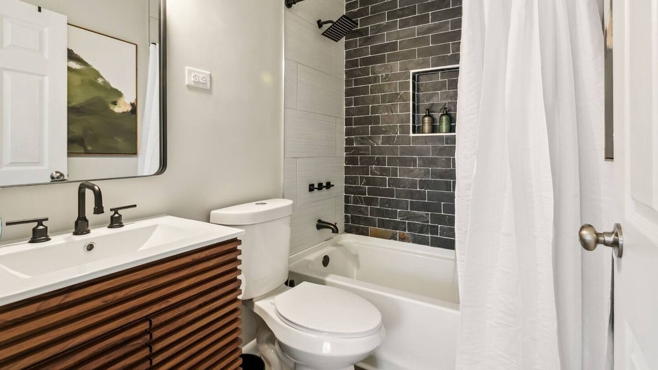 Photo of Bathroom in Hampton