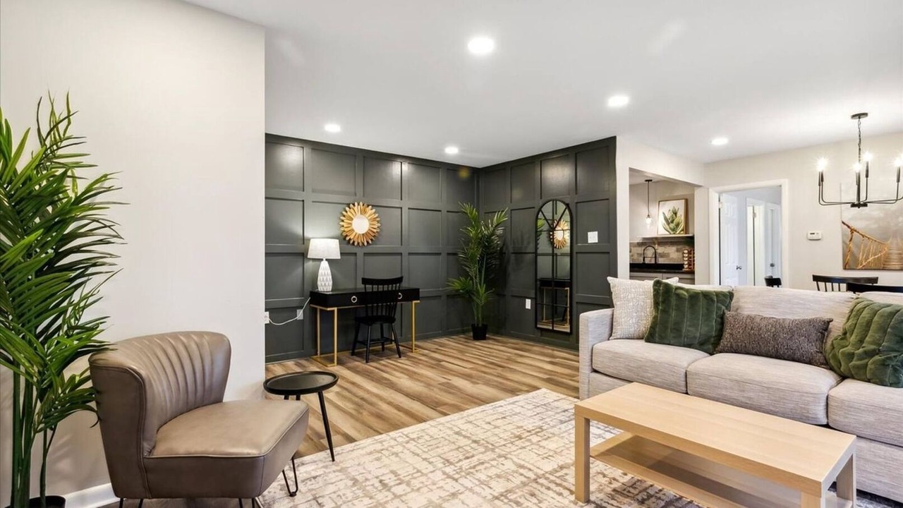 Photo of Livingroom in Hampton