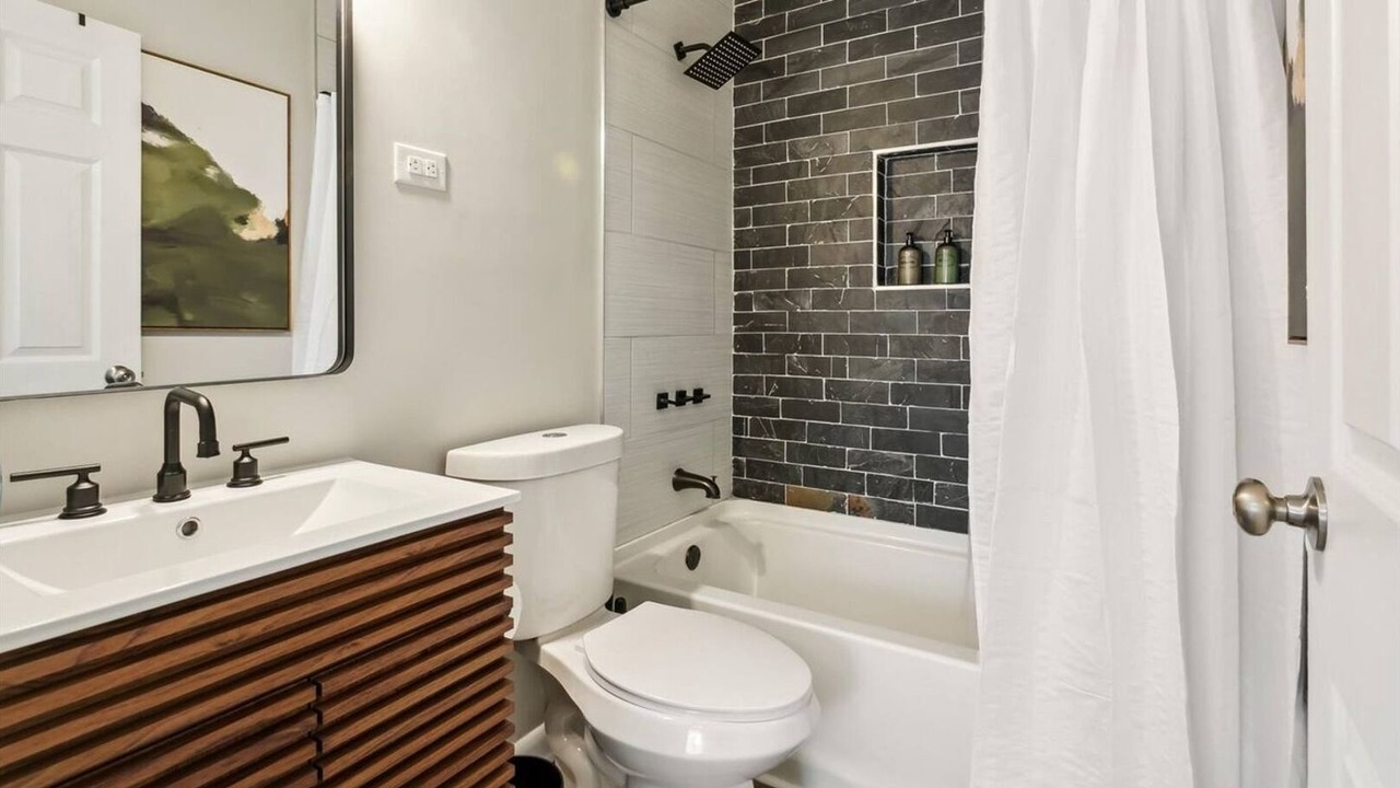 Photo of Bathroom in Hampton
