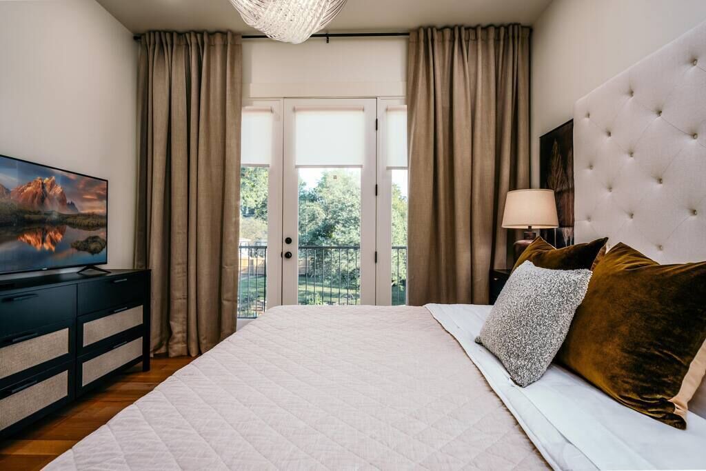 Photo of Bedroom in Downtown