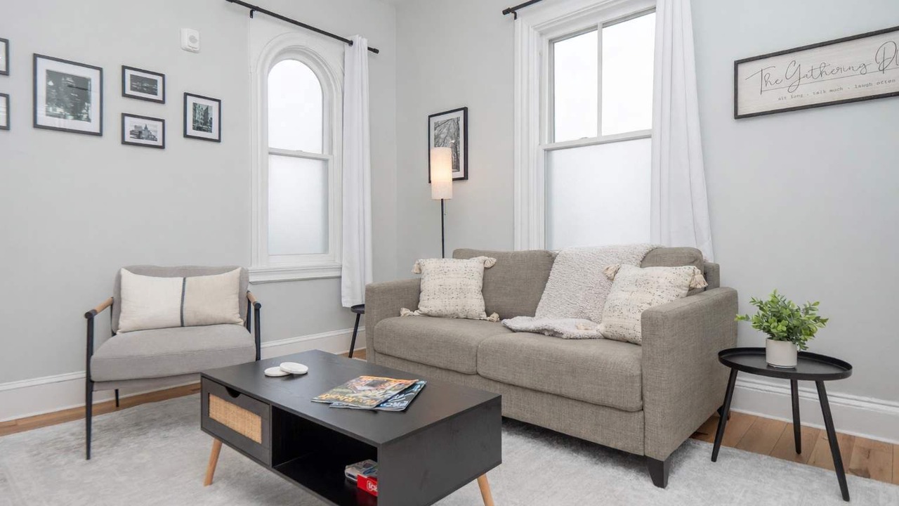 Photo of Livingroom in Federal Hill