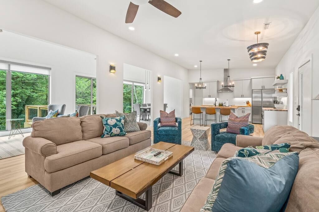 Photo of Livingroom in Prairie Creek