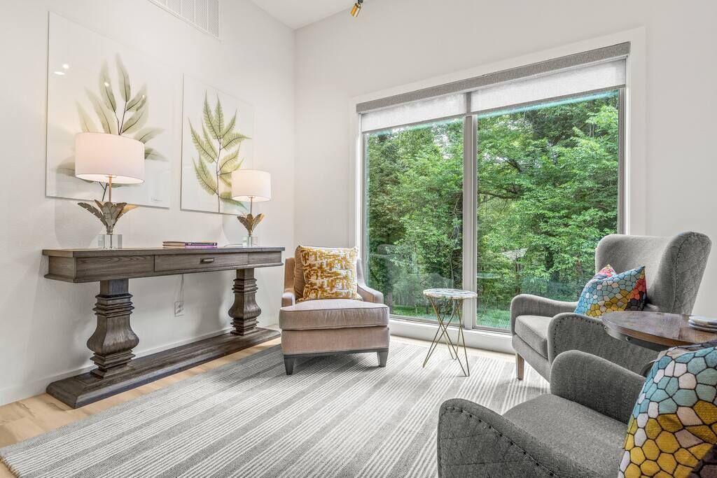 Photo of Livingroom in Prairie Creek
