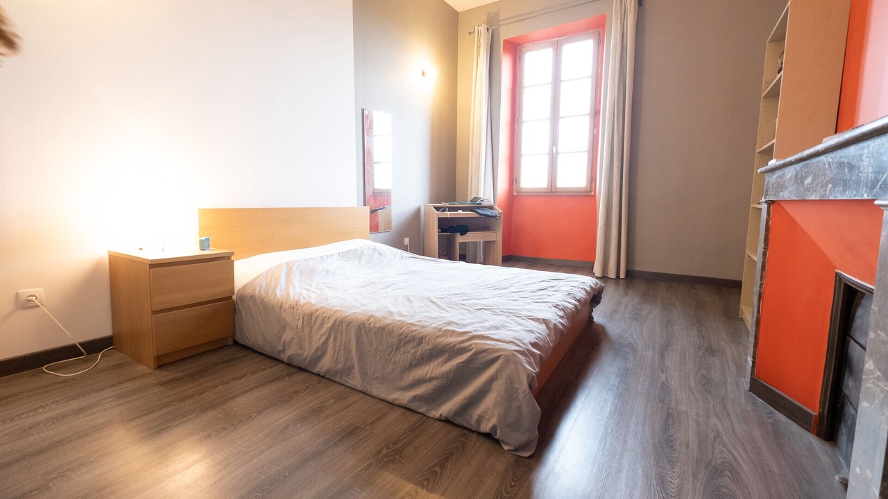 Photo of Bedroom in Castelnau-de-Montmiral