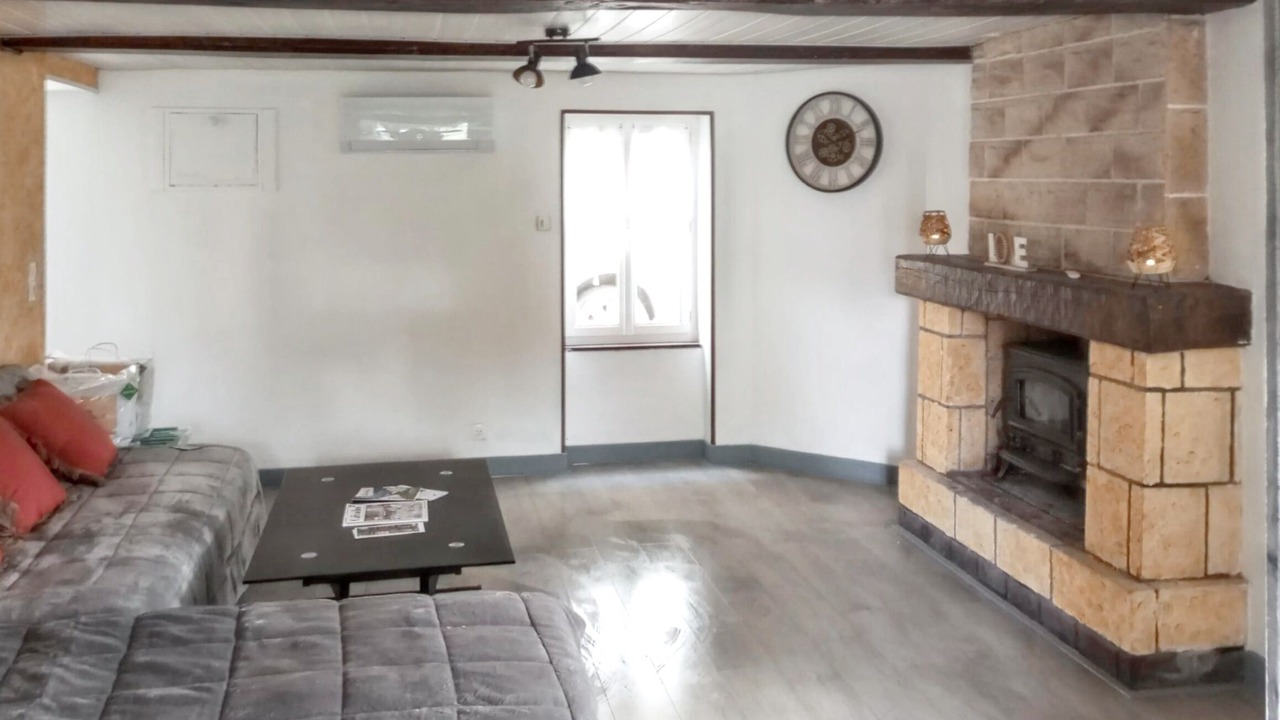 Photo of Livingroom in Cagny