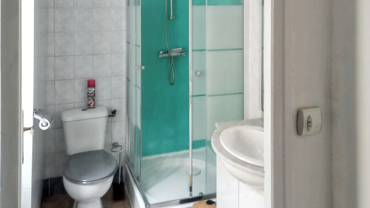 Photo of Bathroom in Cagny