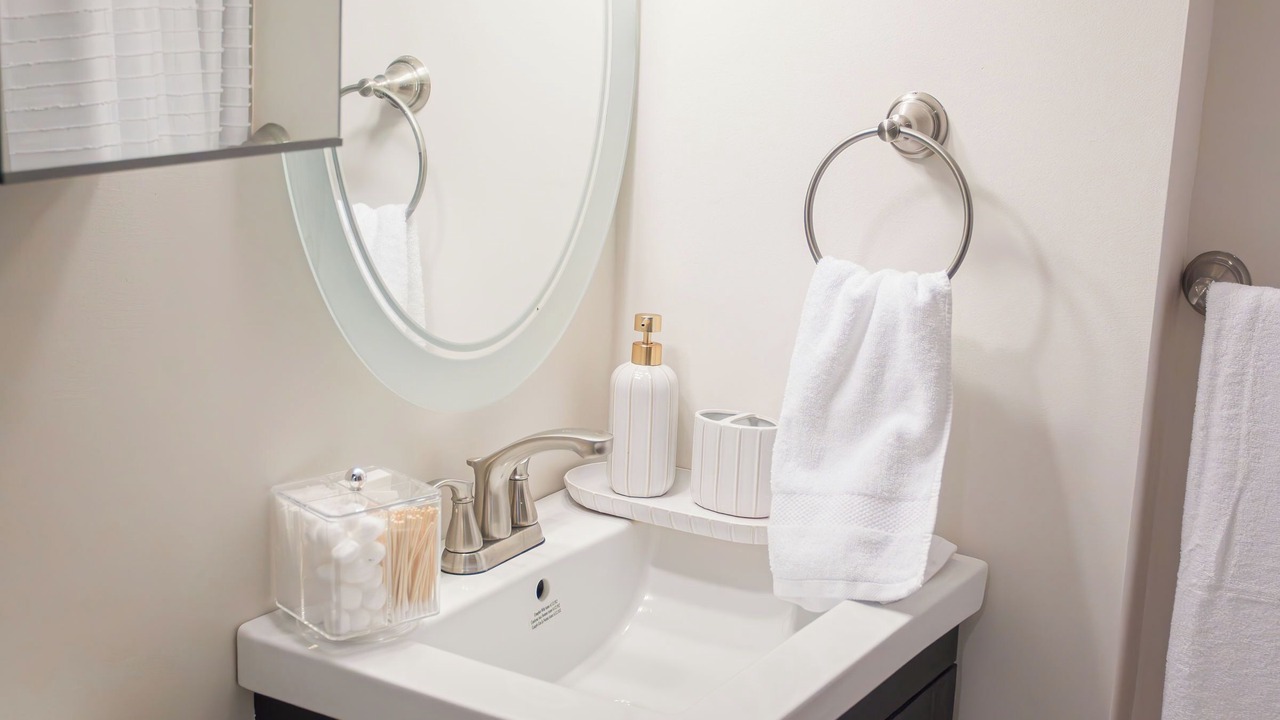 Photo of Bathroom in Brightwood Park