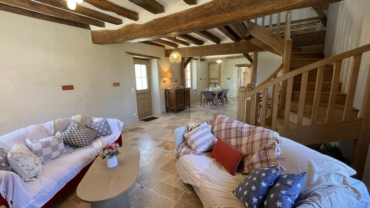Photo of Livingroom in Perrusson