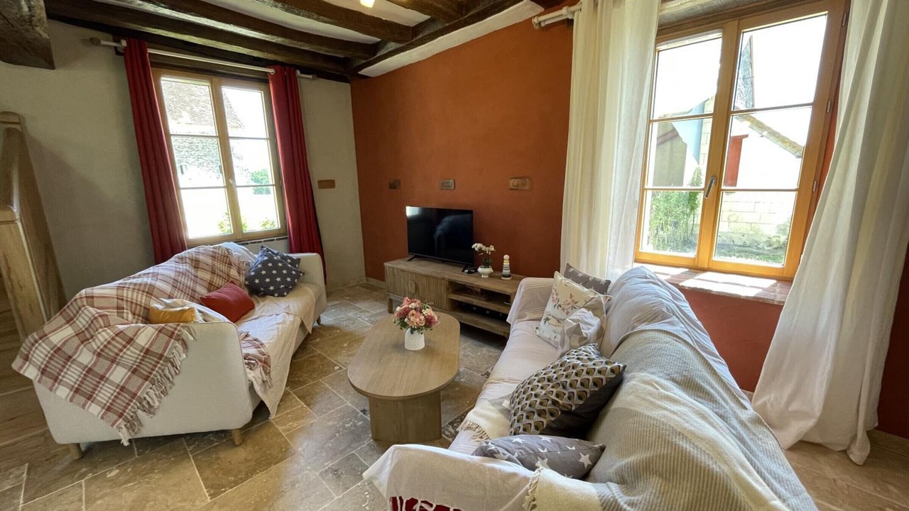 Photo of Livingroom in Perrusson
