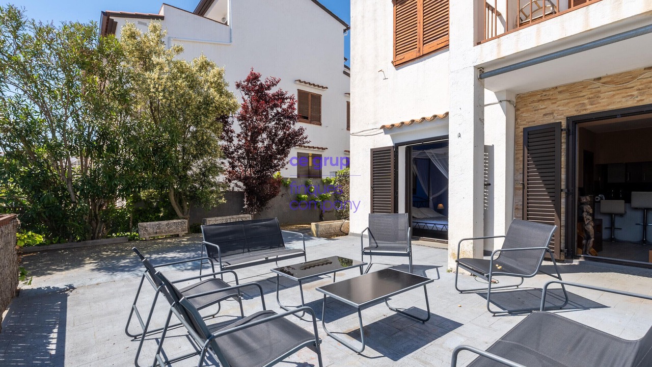 Photo of Patio Balcony in Llanca