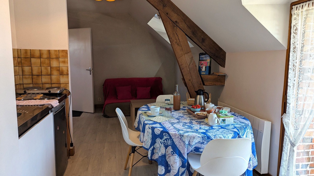 Photo of Others in Gidy