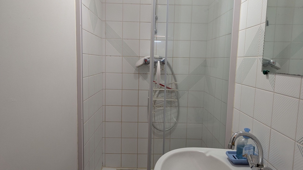 Photo of Bathroom in Gidy