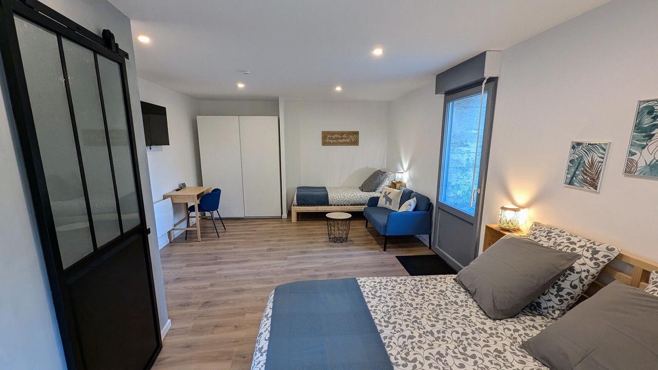 Photo of Bedroom in Chambornay-les-Pin