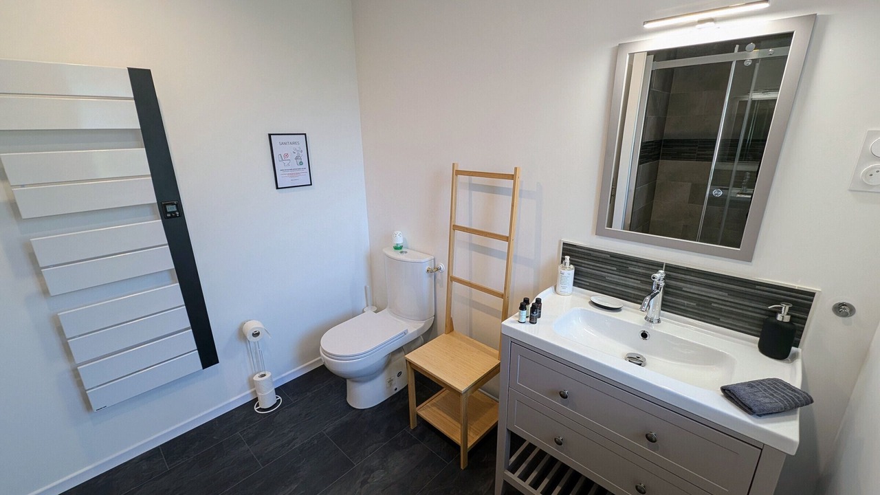 Photo of Bathroom in Chambornay-les-Pin