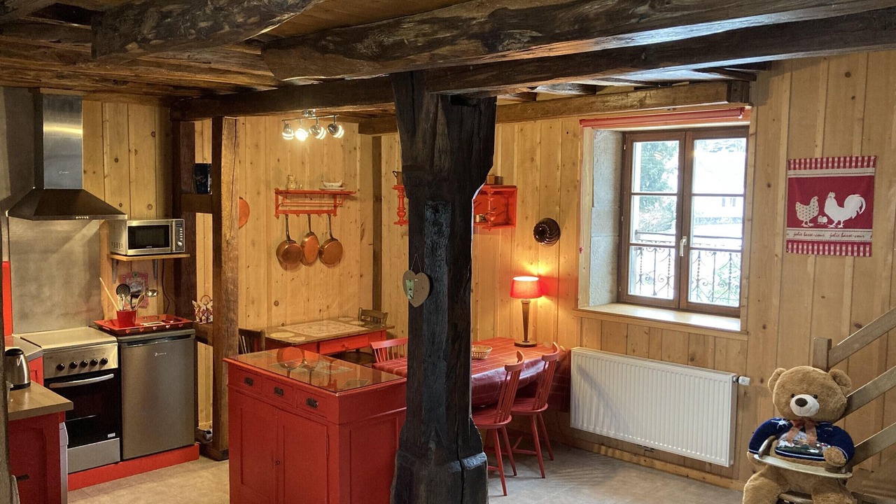 Photo of Kitchen in Esmoulieres