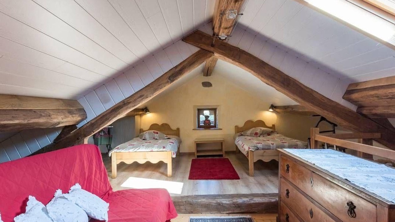 Photo of Bedroom in Esmoulieres