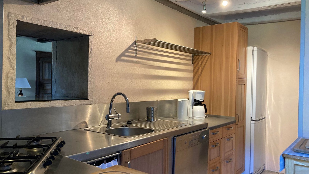 Photo of Kitchen in Esmoulieres