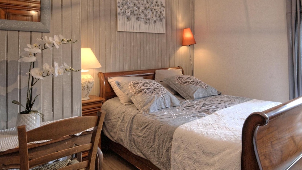 Photo of Bedroom in La Lanterne-et-les-Armonts