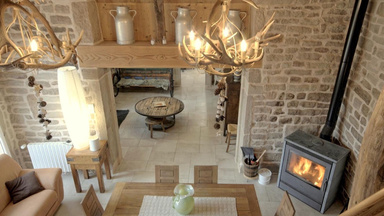 Photo of Livingroom in La Lanterne-et-les-Armonts