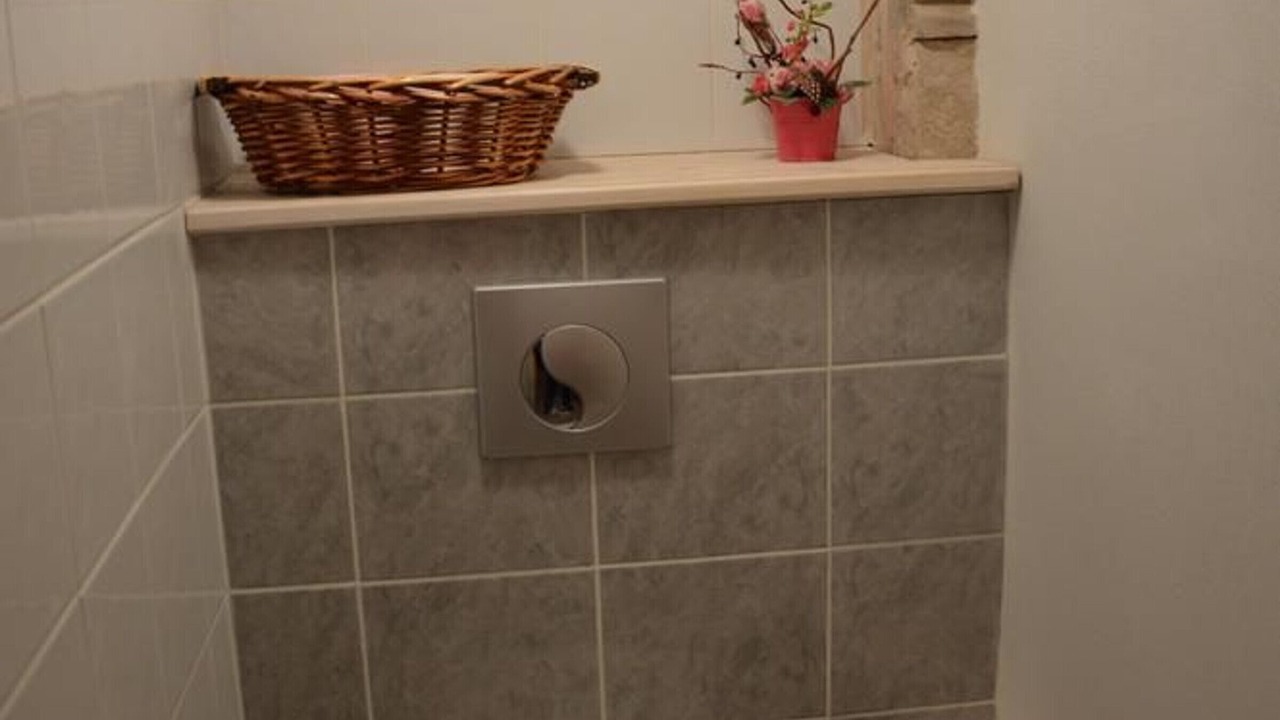 Photo of Bathroom in Francourt